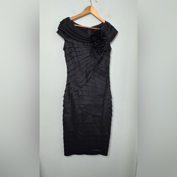 Tadashi Collection Pleated Taffeta Rosette Shutter Pleat Sheath Cocktail Dress 6 - Picture 4 of 12